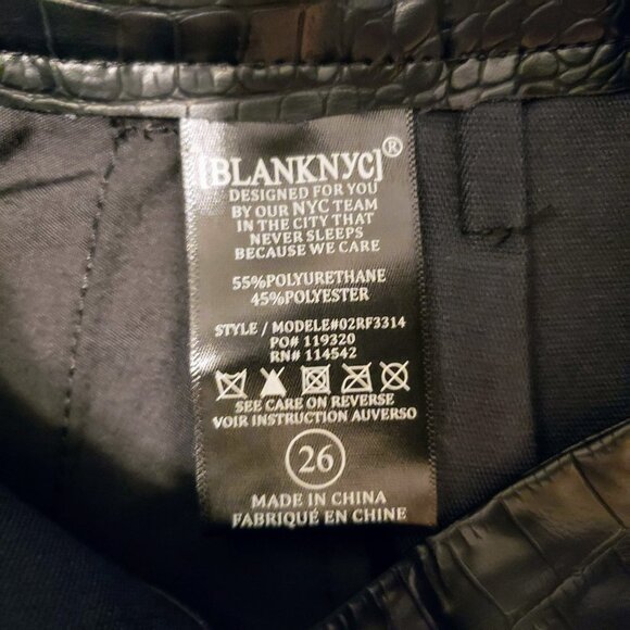 BLANKNYC Nwt Faux Crocodile Leather Pants 26 Pleated High Waist Black - Picture 10 of 11